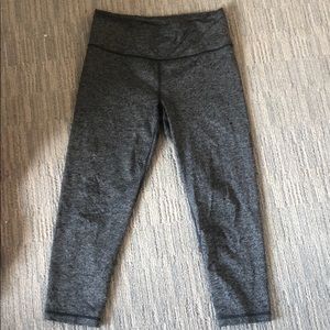 Victoria Secret Capri Leggings